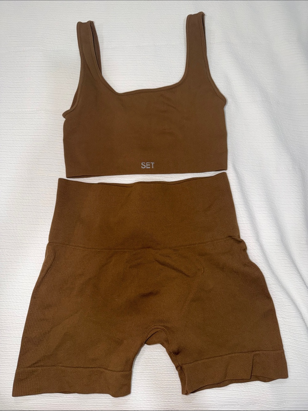SET Active Sports Bra & High-Waist Shorts Set Small
